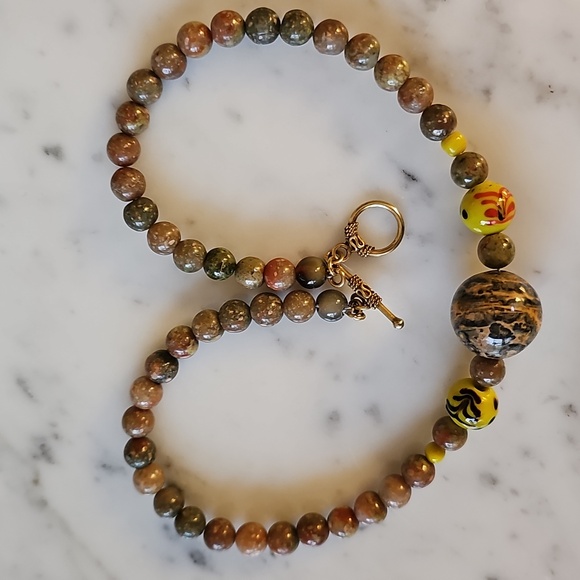 Handmade Jasper & Trade Bead Vintage Necklace - Picture 12 of 12